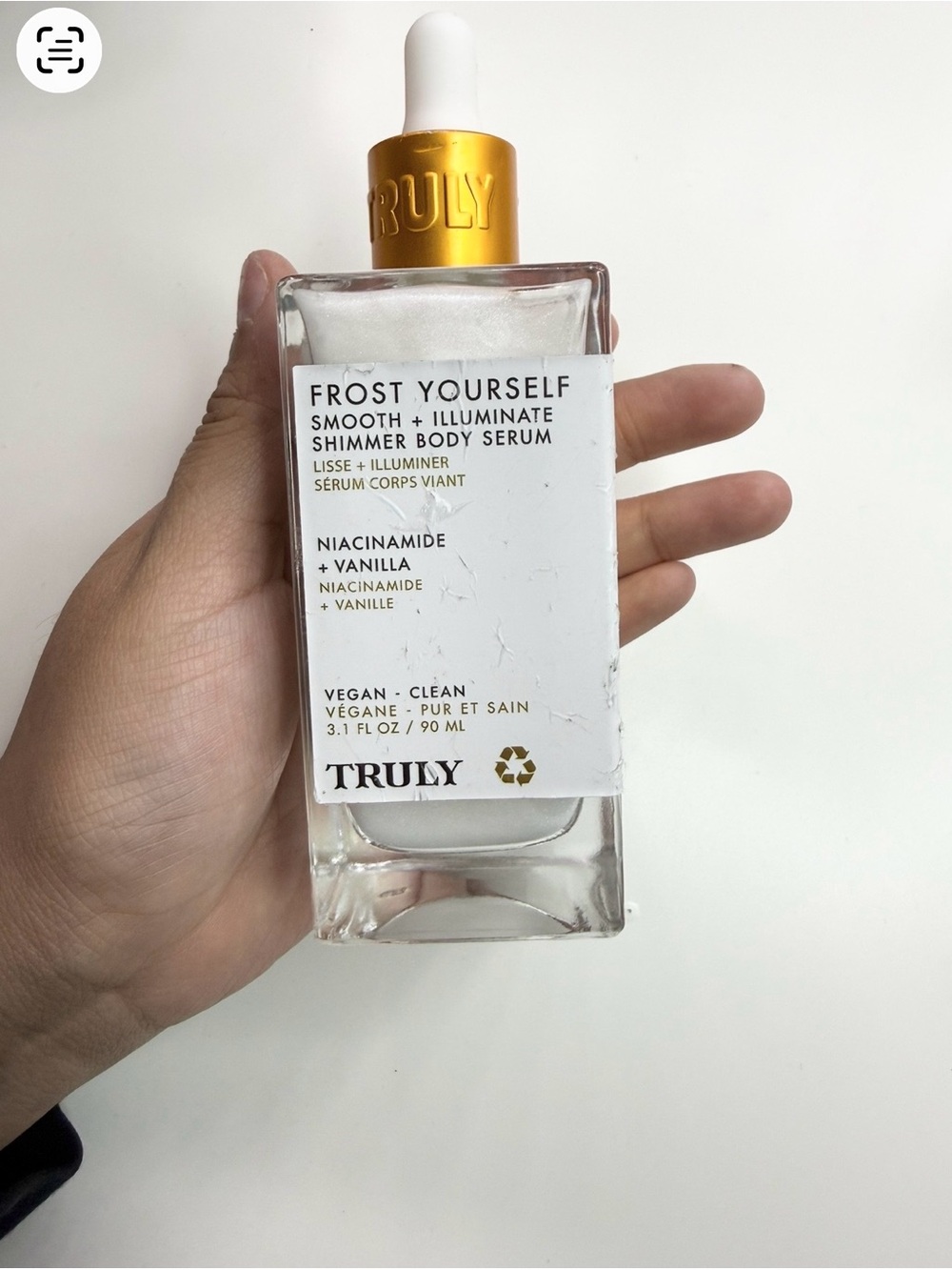 Truly Frost Yourself Smooth & Illuminate Shimmery Body Serum
